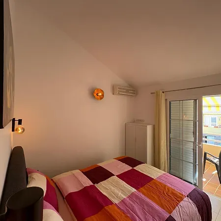 Casa Montserrat דירה *