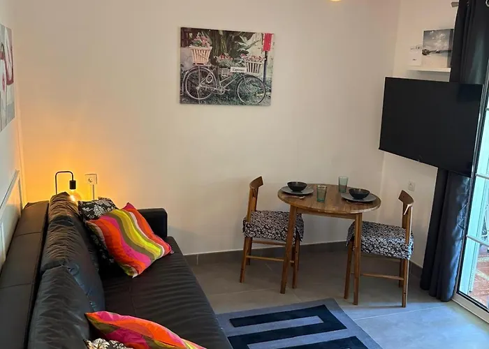 Casa Montserrat * San Bartolomé